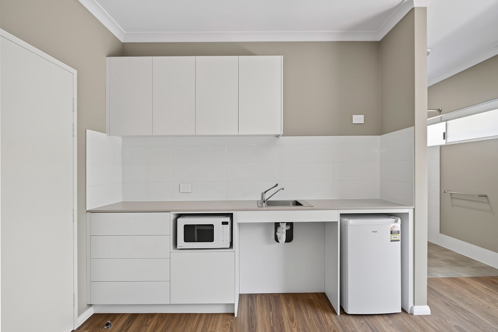 008 Open2view_ID979624-15_Overbeck_Street__Ashby