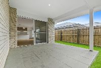 008 Open2view_ID966589-7_Elderberry_Street