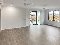 3   Liriope Cres 3 - Living