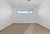 012 Open2view_ID966589-7_Elderberry_Street