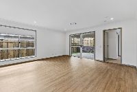 017 Open2view_ID966589-7_Elderberry_Street