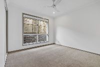 019 Open2view_ID966589-7_Elderberry_Street