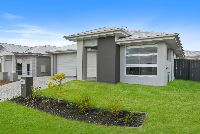 022 Open2view_ID966589-7_Elderberry_Street