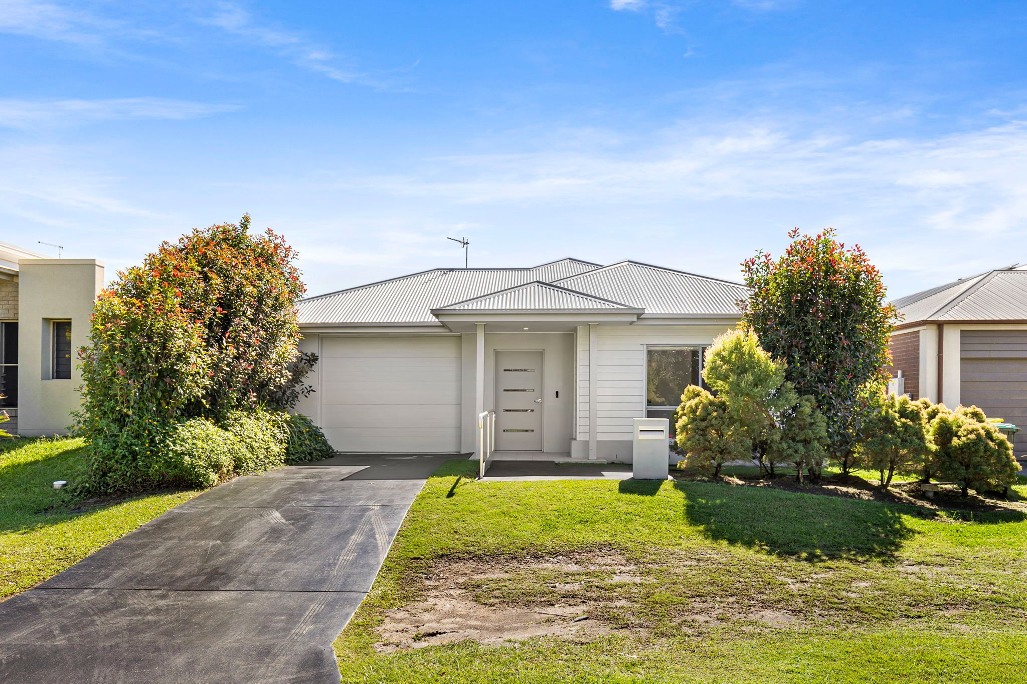 1 web-or-mls-8-scott-young-dr