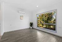 2 web-or-mls-8-scott-young-dr