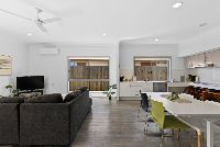 12 web-or-mls-8-scott-young-dr