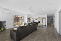 13 web-or-mls-8-scott-young-dr