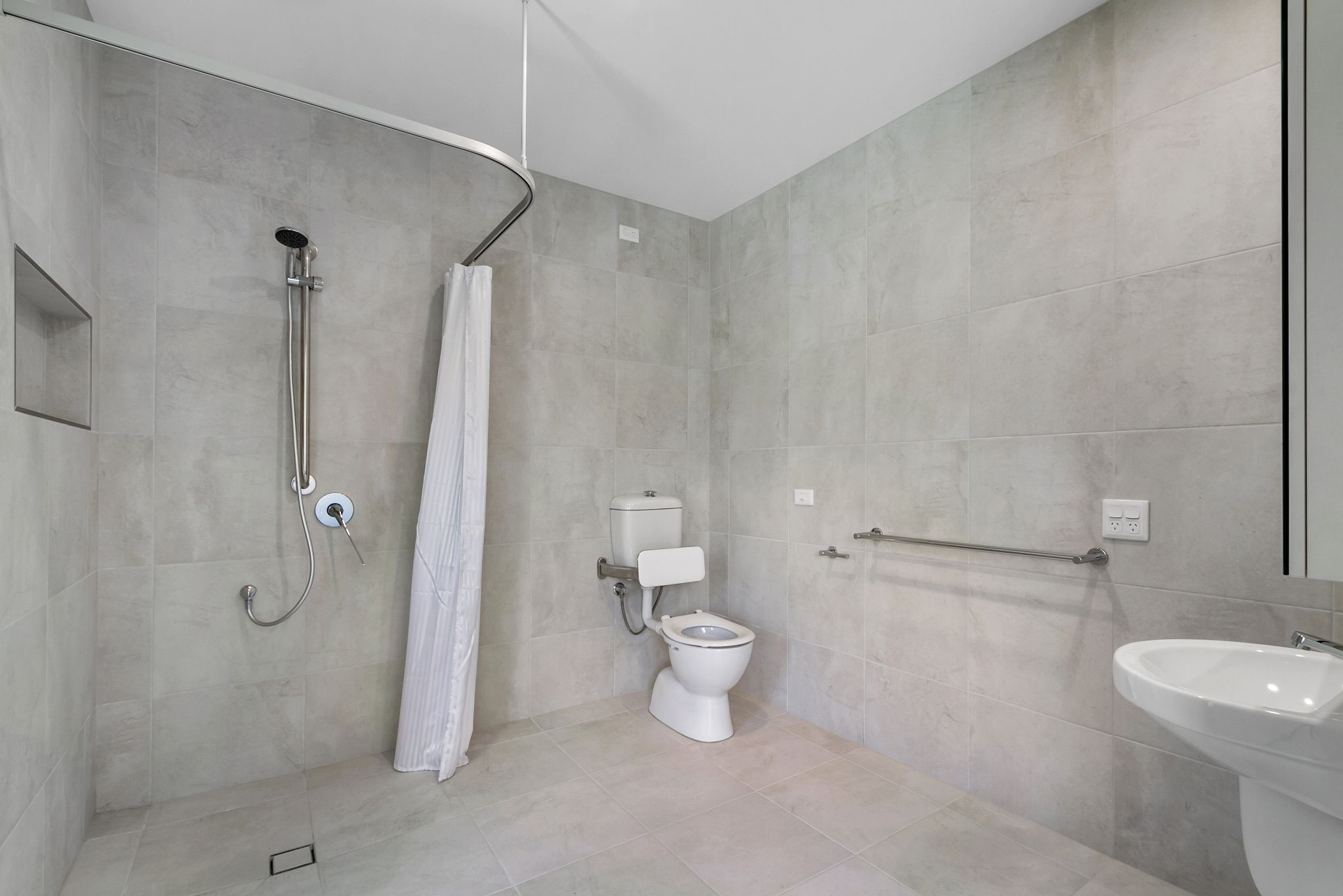 49 James Street   Yarram - Minster SDA Management (Open2view Gippsland)  (11) (1)