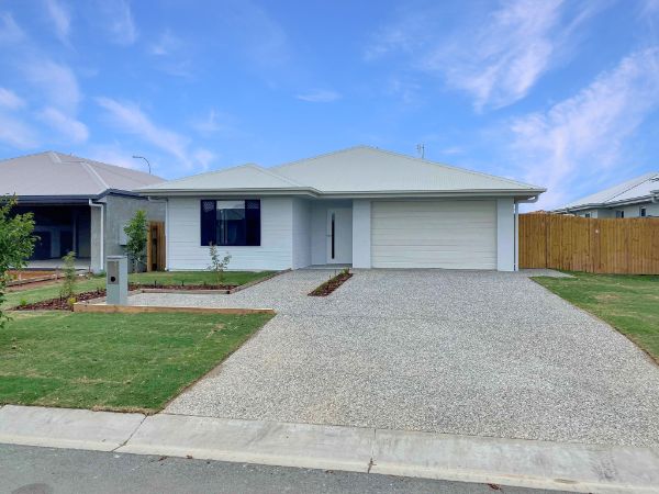 1   Liriope Cres 3 - Front