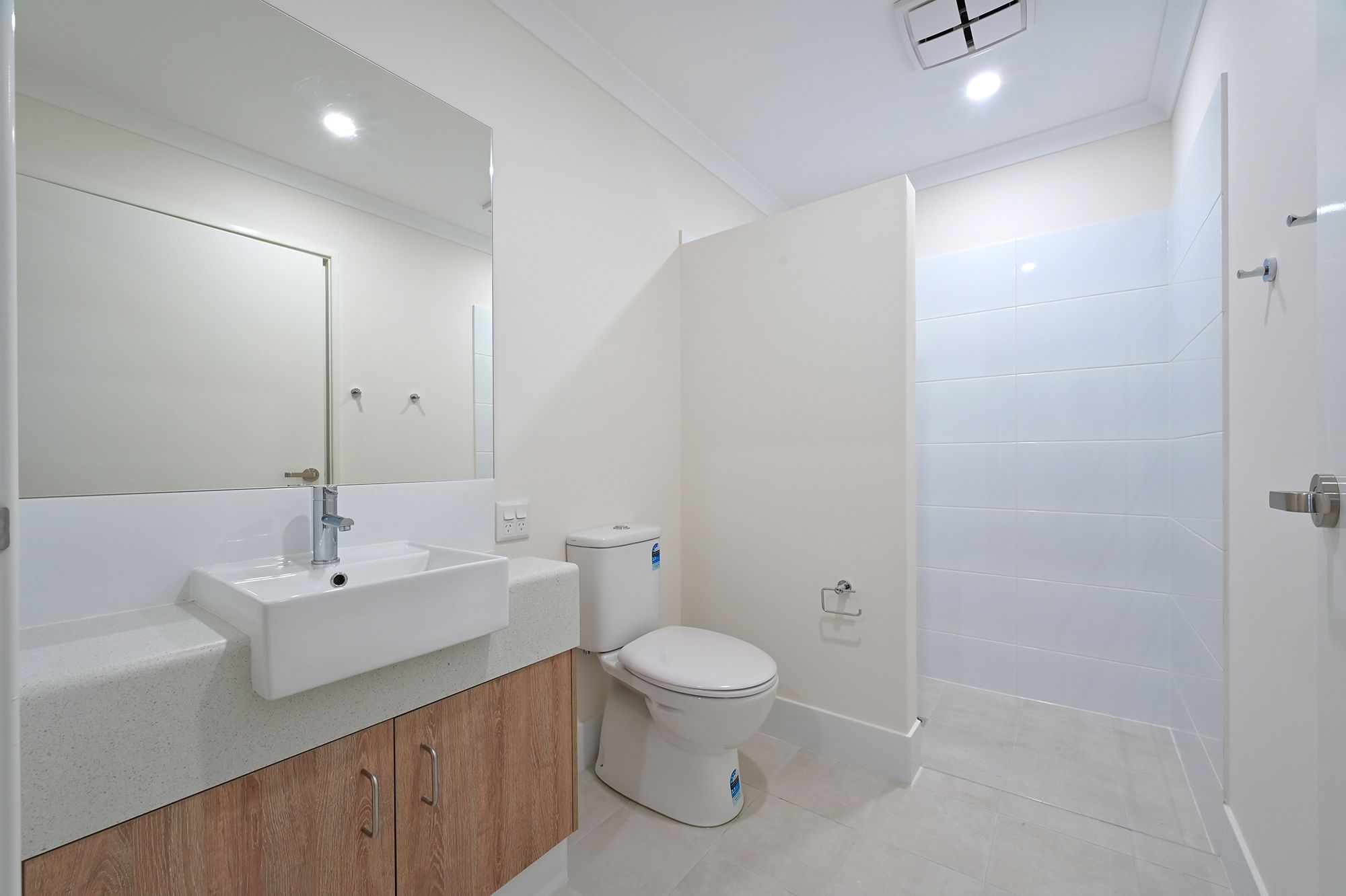 WEB Y25 681 16 Bannerdale Rd-21