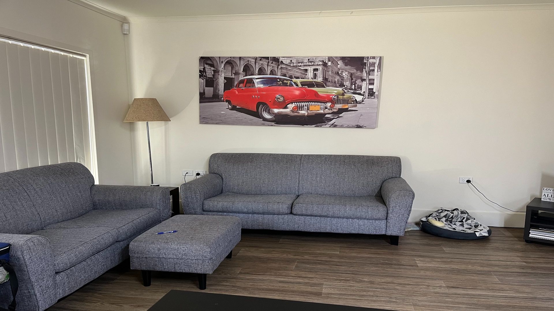 1 20 Margaret St - Living area