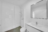 13   Stone Way 1 - Bathroom