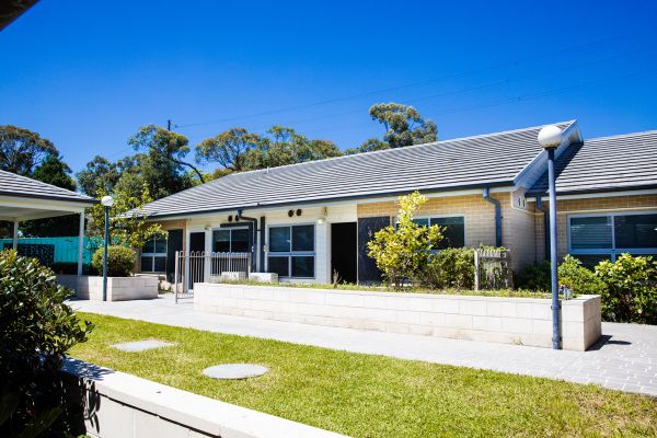 SIL003 Claireville-SharedOutdoor-1