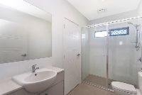 012 Open2view_ID815869-19_Portrush_Avenue