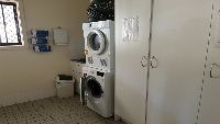 1 20 Margaret St - Laundry
