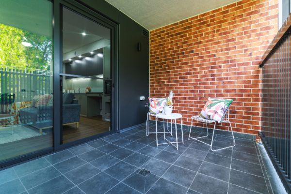 8 BlueCHP-SDA-Apartment-Balcony