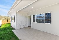 011 Open2view_ID838394-29_Innes_Crescent