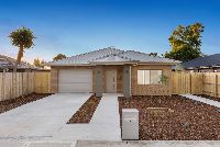 Jillian  7) - Facade 1 Dusk LR No Logo