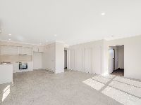 004 Open2view_ID956655-31_Pillar_Street[1]