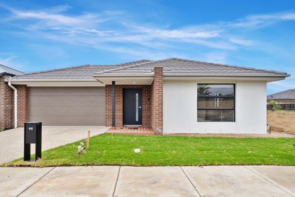 ef6765a9 ec71-406b-bc41-84377bebb79a-lg-DH.-39-of-39-_1