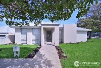 WEB Y25 158 U2-36 Playden Way-04