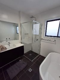 Bathroom1