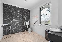 012 Open2view_ID912121-4_15_Empress_St_Centenary_Heights