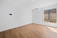 003 Open2view_ID779471-1_Empress_St