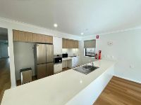 Kitchen 2-768x576
