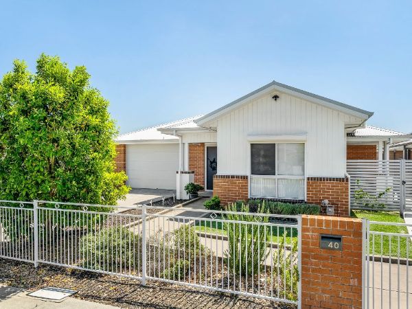 Shortland (20330)_Front